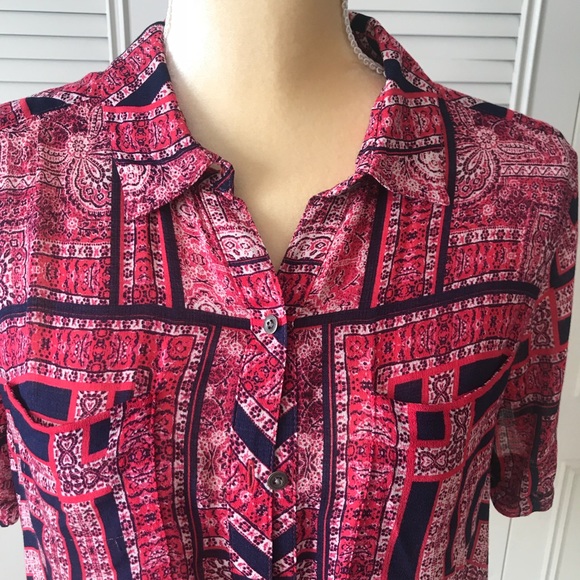 Lucky brand bandana print tie front blouse. - Picture 3 of 7